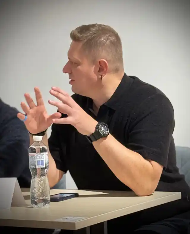 Роман Матис під час експертної дискусії «Право на власну пам’ять: національна ідентичність, діалог з сусідами і російський чинник»